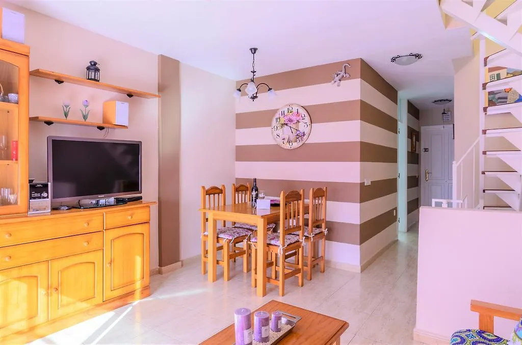 Casa Deborah Βίλα Callao Salvaje 0*,